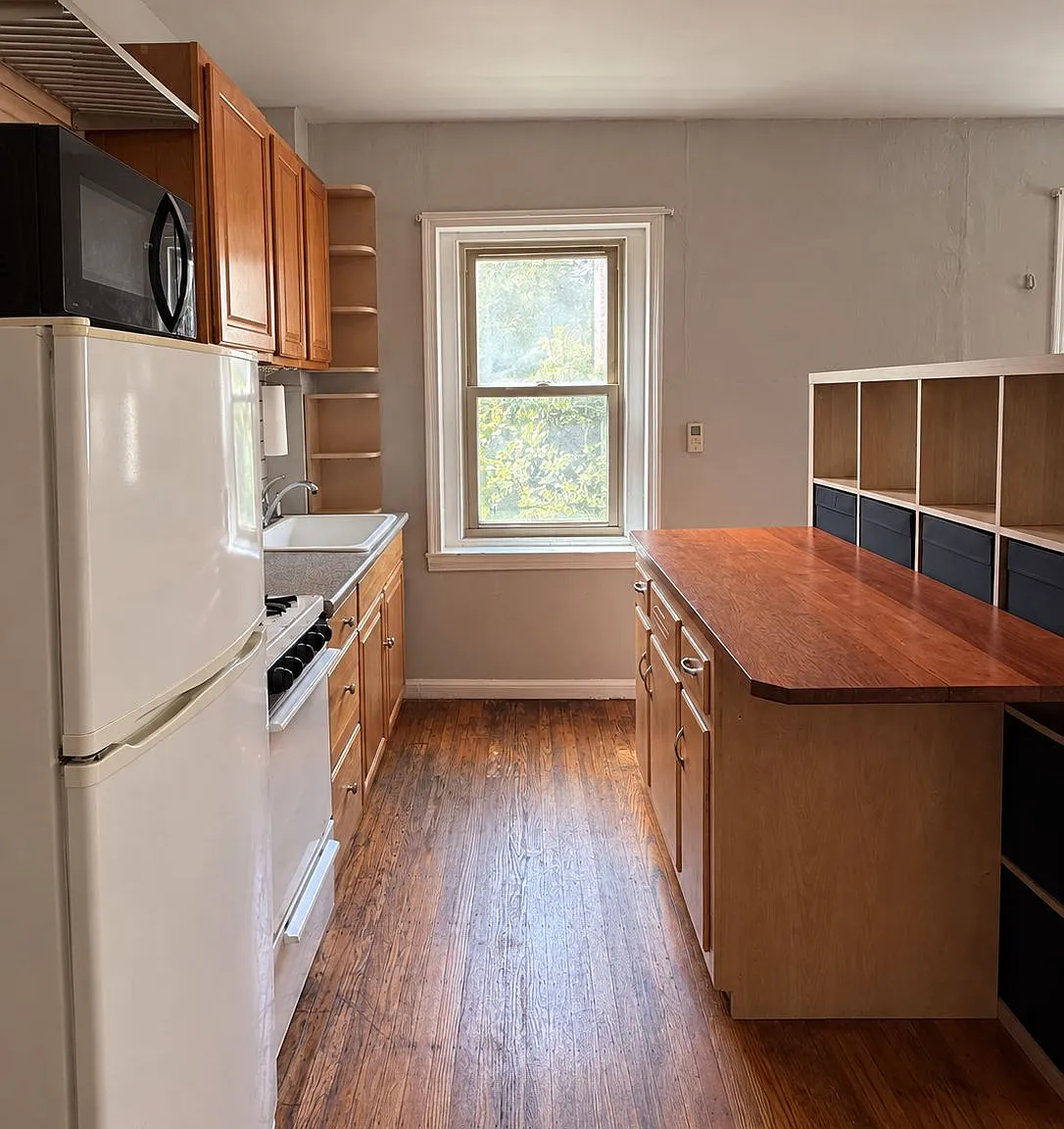 Studio, 450 sqft, $950 — Photo 3