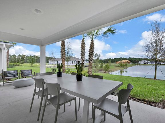 Yorkshire Covered Lanai