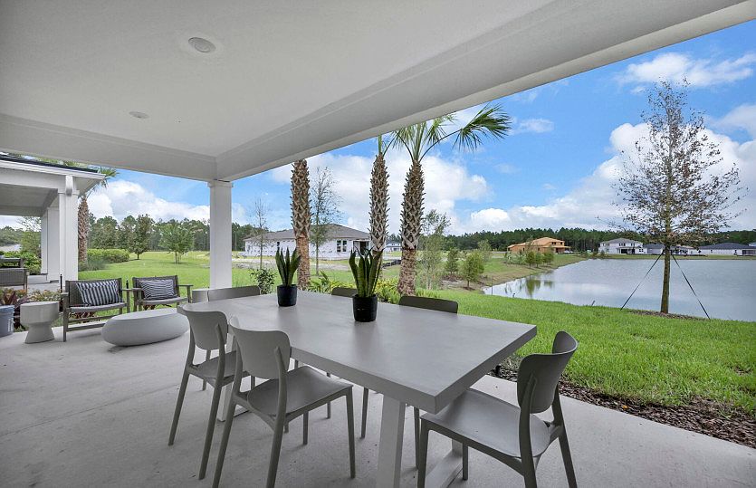 Yorkshire Covered Lanai