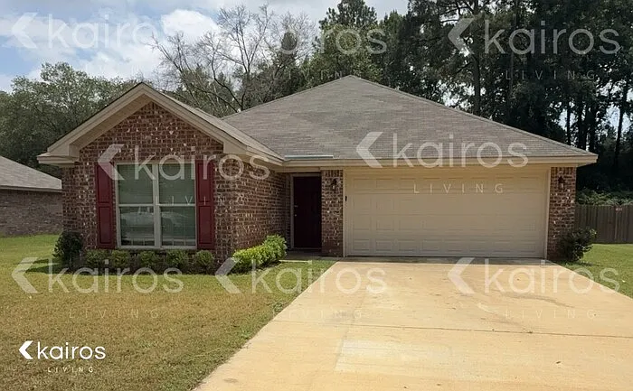 471 McGriff St — Photo 1