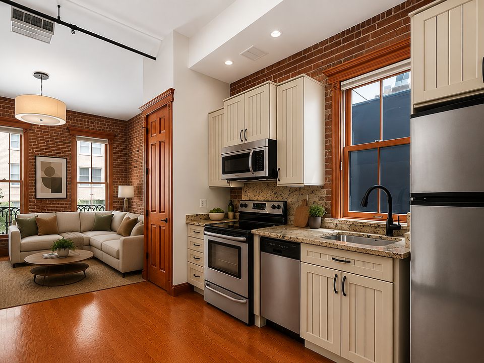 1st image of 130 W 10th St #2