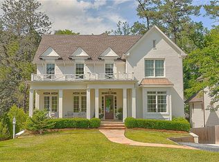 891 Glenbrook Dr NW, Atlanta, GA 30318