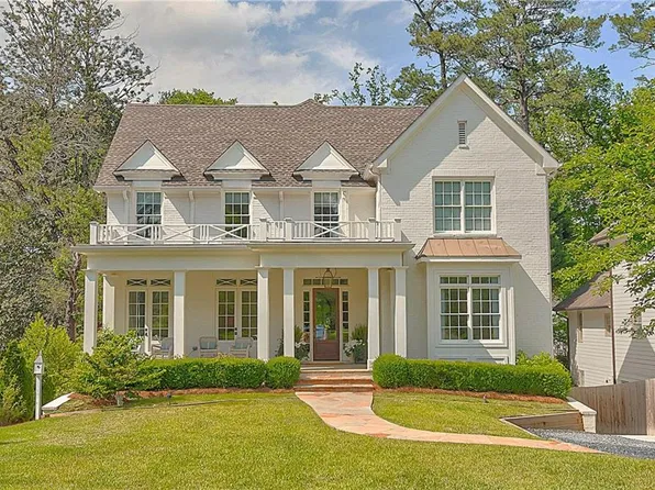 891 Glenbrook Dr NW, Atlanta, GA 30318