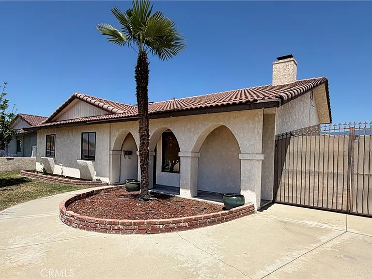 4564 Rudisill St — Photo 1