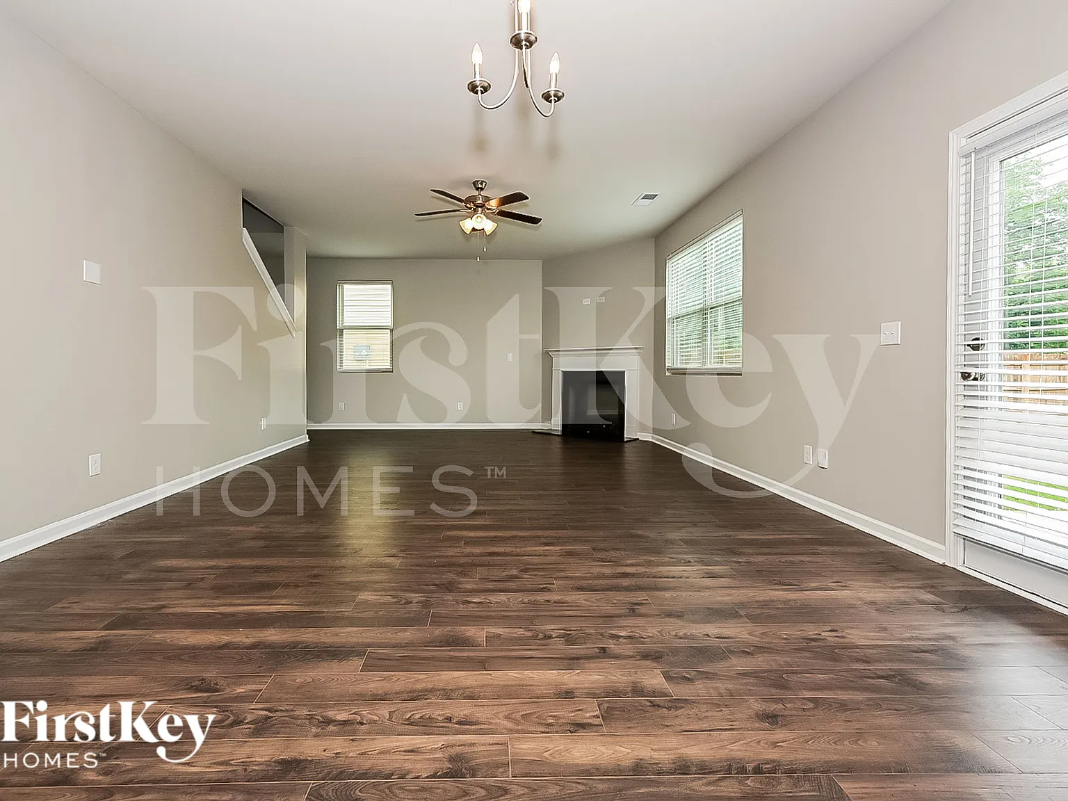 4 bed, 2.5 bath, 2338 sqft, $2,375 — Photo 4