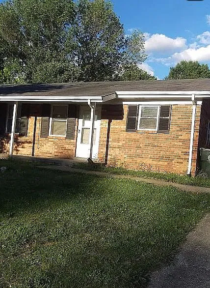 2 bed, 850 sqft, $1,000 — Photo 1