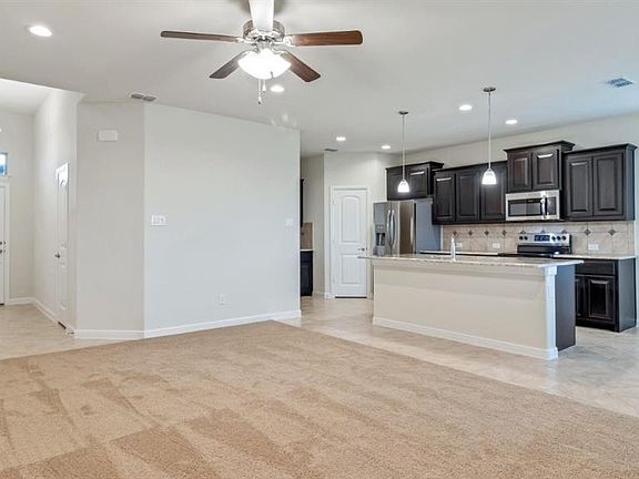 Photos are for illustration purposes only & may vary from home built