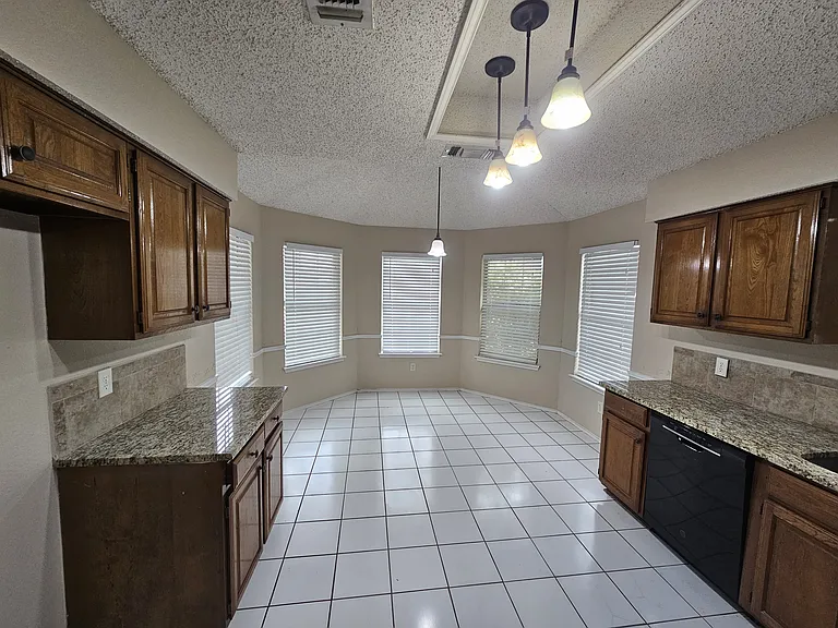 5 Canary Ct — Photo 10