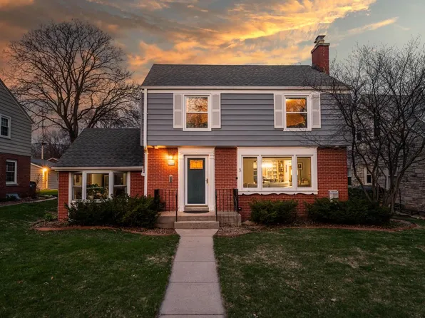 2764 North 90th STREET, Milwaukee, WI 53222