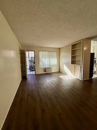 4437 Cleveland Ave #3 — Photo 3