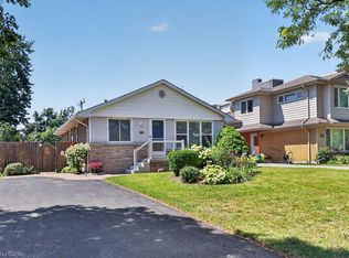 20 Cardinal Dr, Hamilton, ON L9A 4H4