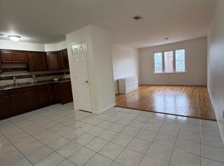 450 Lidgerwood Ave Floor 1, Elizabeth, NJ 07202