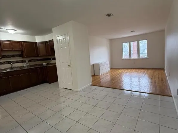 450 Lidgerwood Ave Floor 1, Elizabeth, NJ 07202