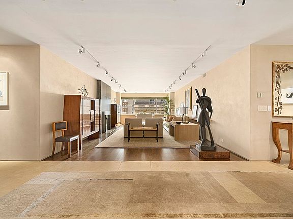 3rd image of 700 Park Ave APT 9A