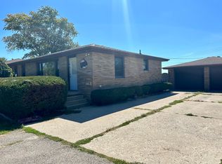 1315 Southlawn Dr, Streator, IL 61364