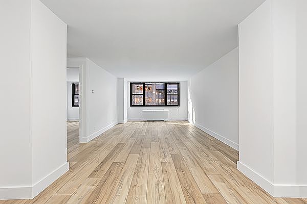 1st image of 315 W 57th St APT 5D