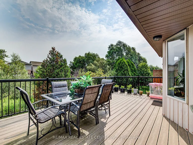 16 Paulstown Cres — Photo 41