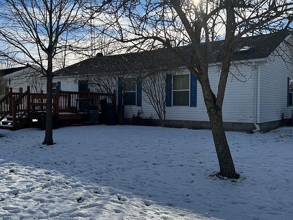 3rd image of 5100 Hawthorn Dr