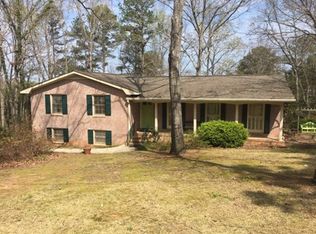 616 Pinecrest Dr, Manchester, GA