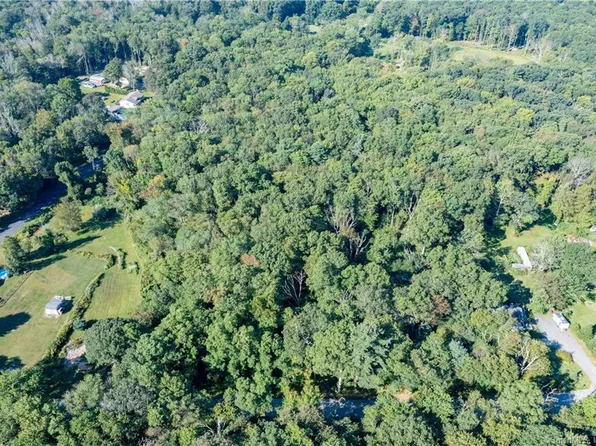 55 Coomer Hill Road, Killingly, CT 06239