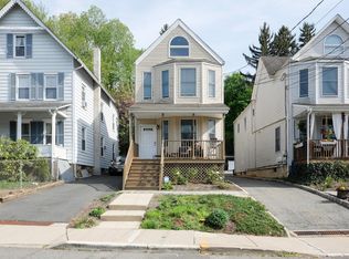 46 Phoenix Ave APT B, Morristown, NJ 07960
