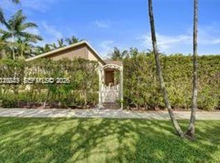 417 SE 4th St, Dania Beach, FL 33004