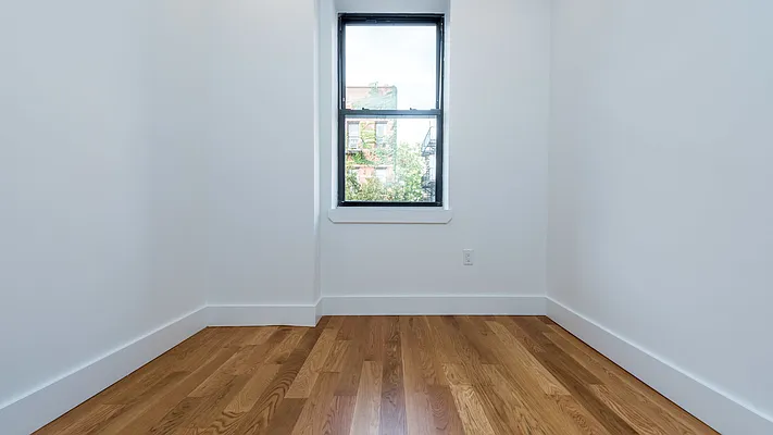 Rented by Nooklyn NYC LLC | media 14