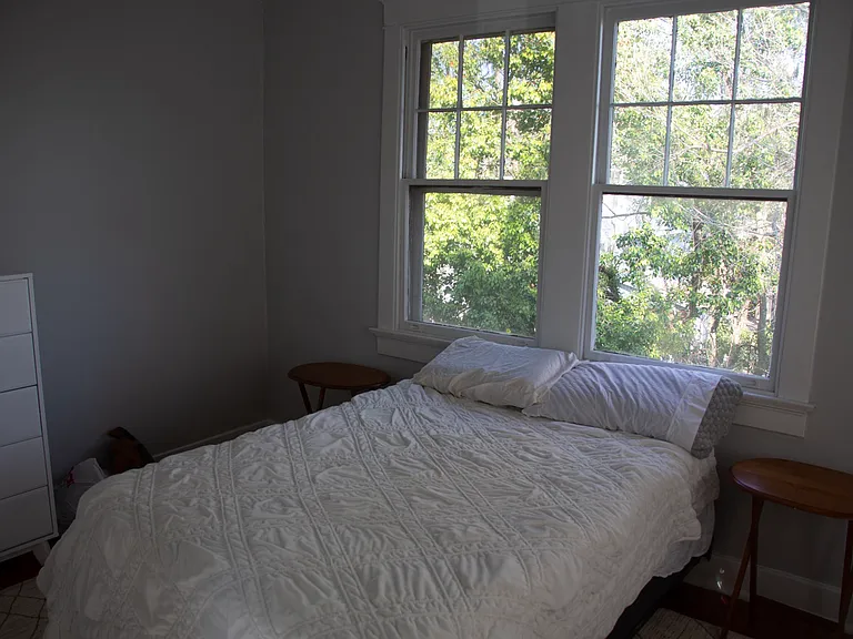 2421 Nashville Ave — Photo 7