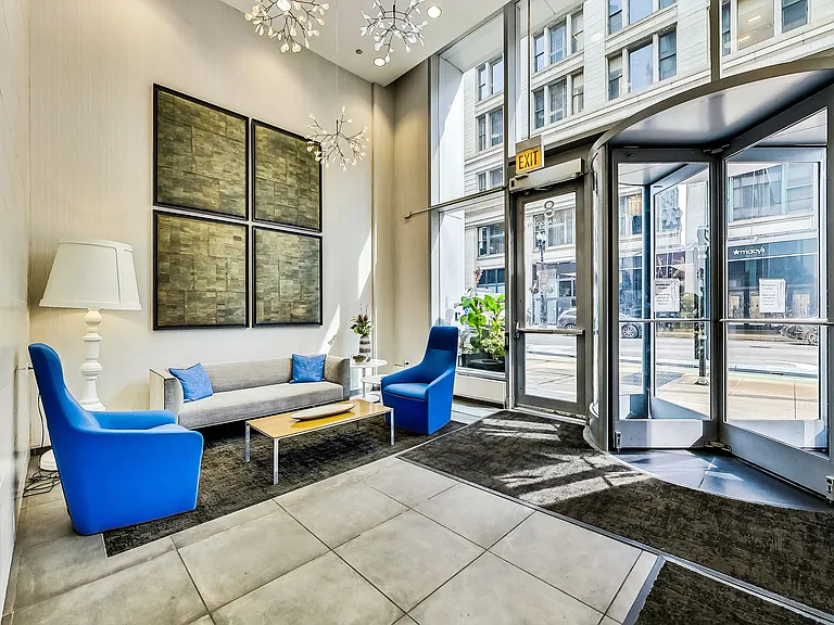 8 E Randolph St #3101 — Photo 3