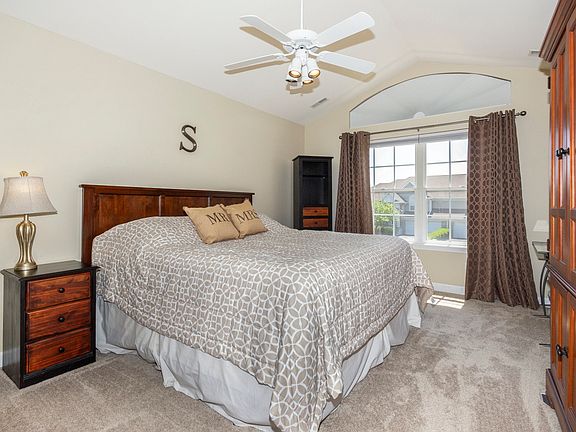 5th image of 4721 Riverwalk Dr #Na