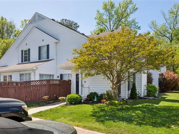 803 Hamlet Ct, Yorktown, VA 23693