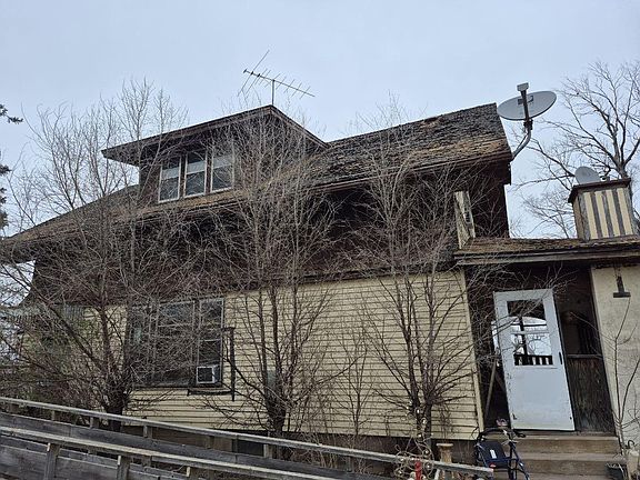 2nd image of 23761 421st Ave
