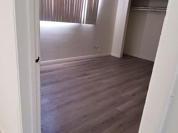 4th image of 15817 Landmark Dr APT 5