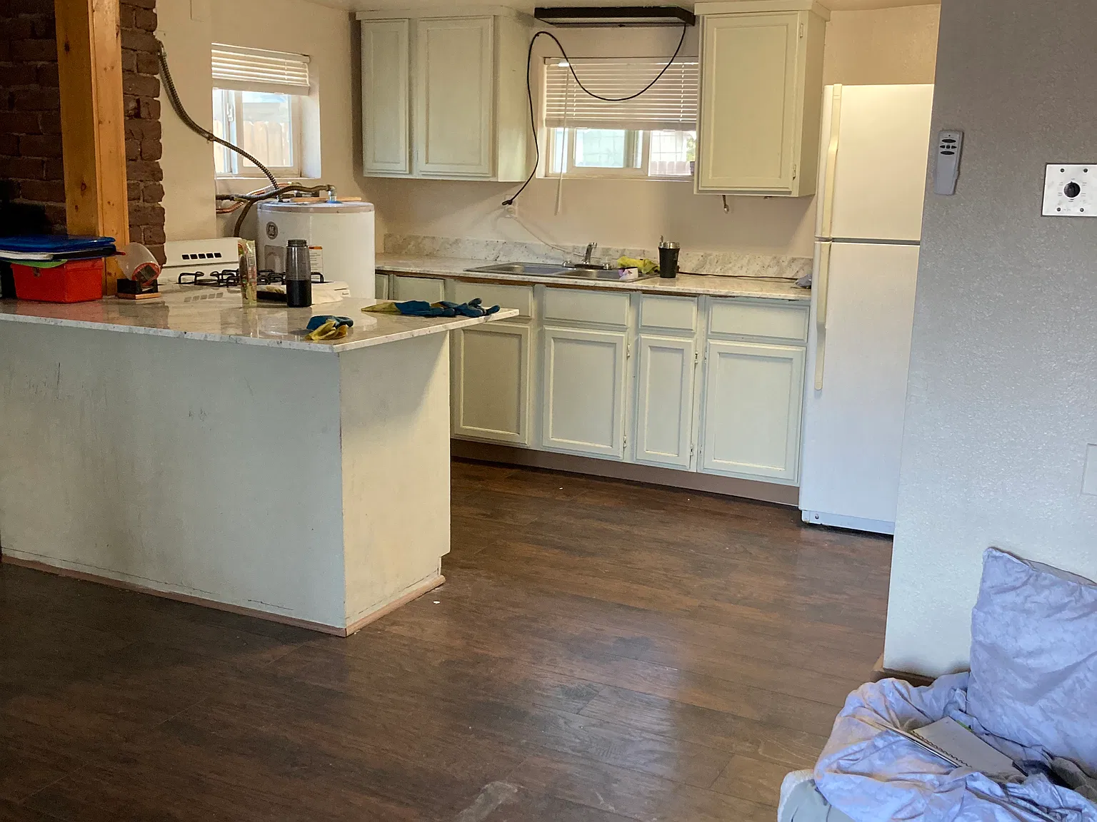 1122 Edith Blvd SE — Photo 4