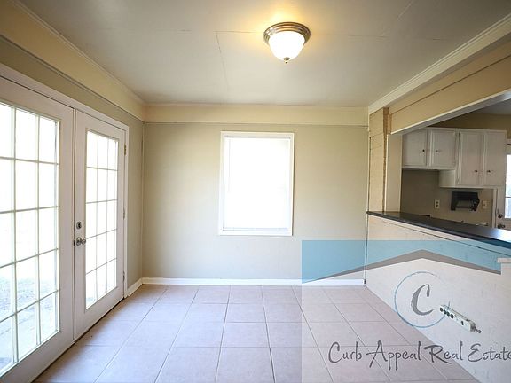 4th image of 1812 Rich Rd