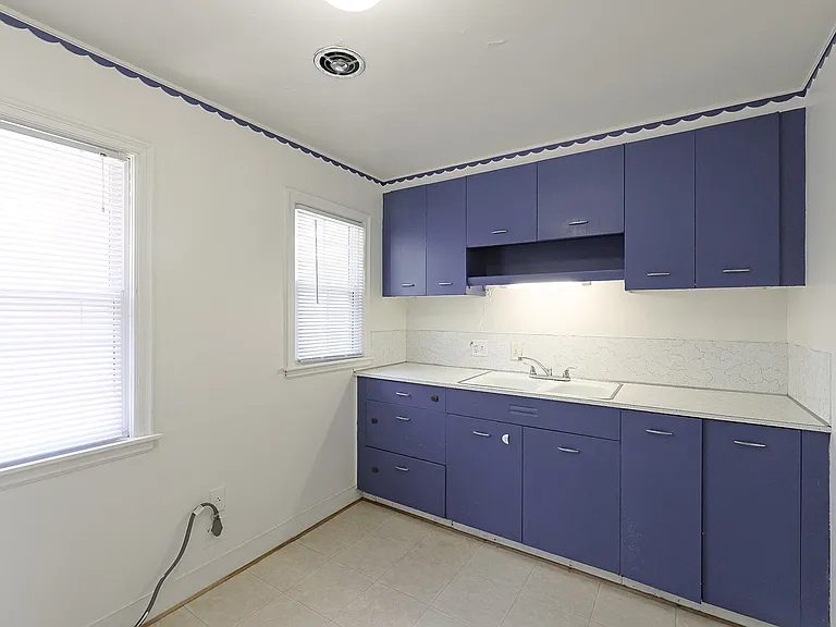 3517 Apple St — Photo 5
