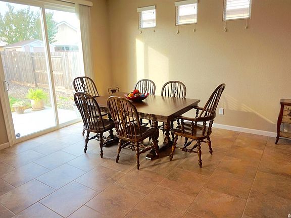 3rd image of 1499 Sereno Dr