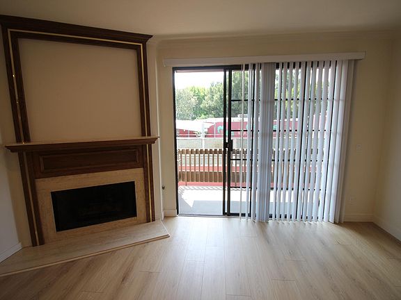 5th image of 10336 Almayo Ave