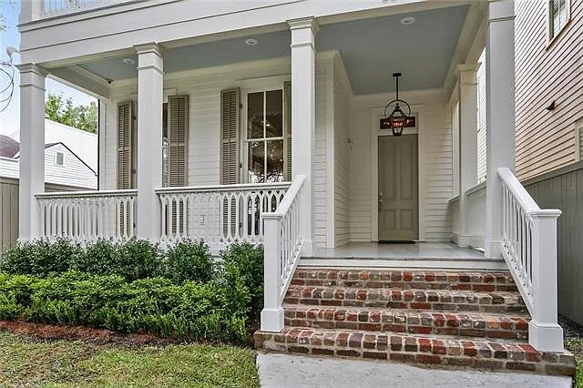 536 Nashville Ave — Photo 3