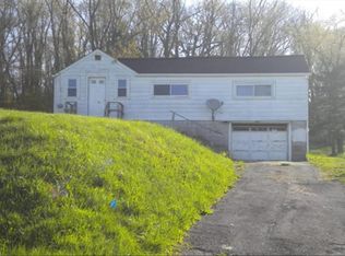 348 McClane Farm Rd, Washington, PA 15301