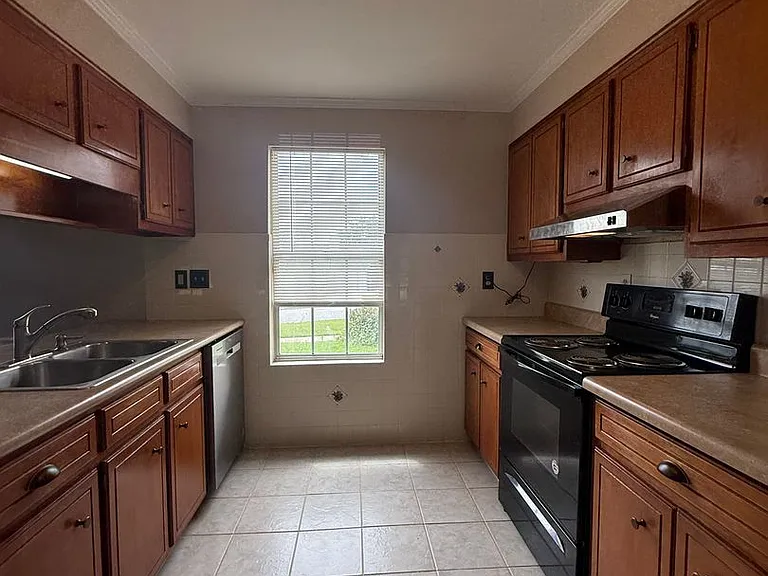 3313 Camak Dr — Photo 18