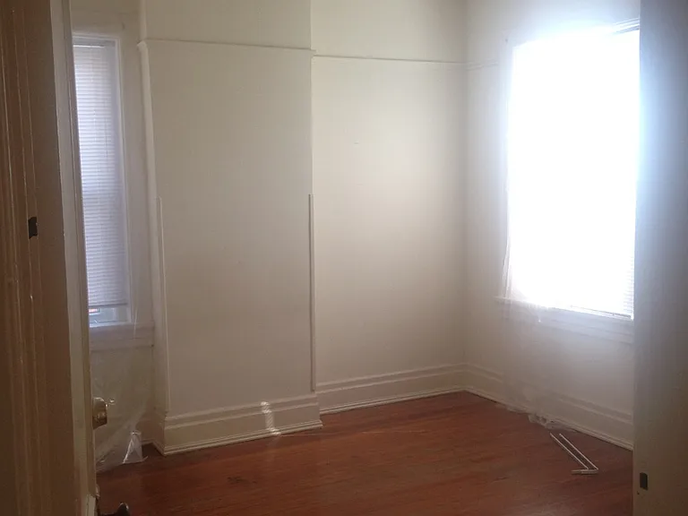 713-715 Clay St — Photo 11