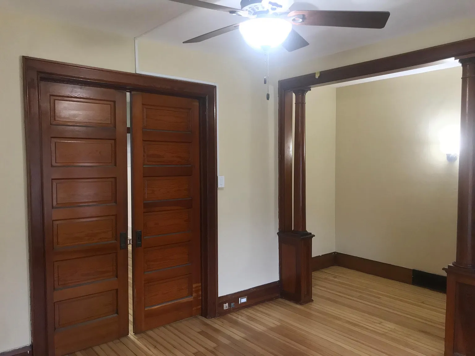 3 bed, 1200 sqft, $1,300 — Photo 3