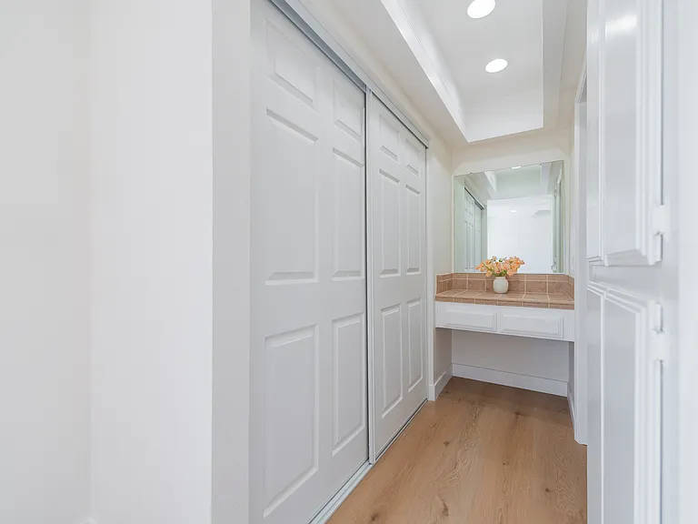 5212 Berkshire Way — Photo 15