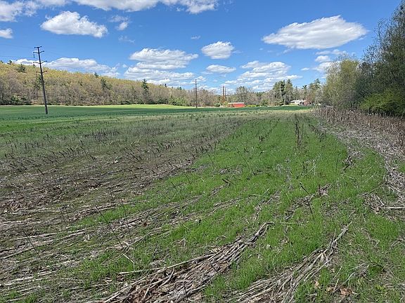 5th image of 152 County Rd
