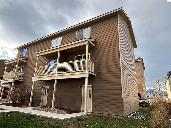 2nd image of 1807 Culvers Dr APT 9