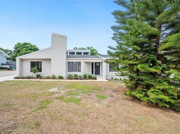 4718 Valley Hill Ct, Lakeland, FL 33813