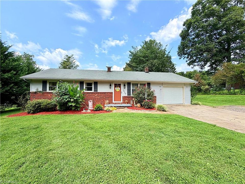 1st image of 1936 Fairplains Rd