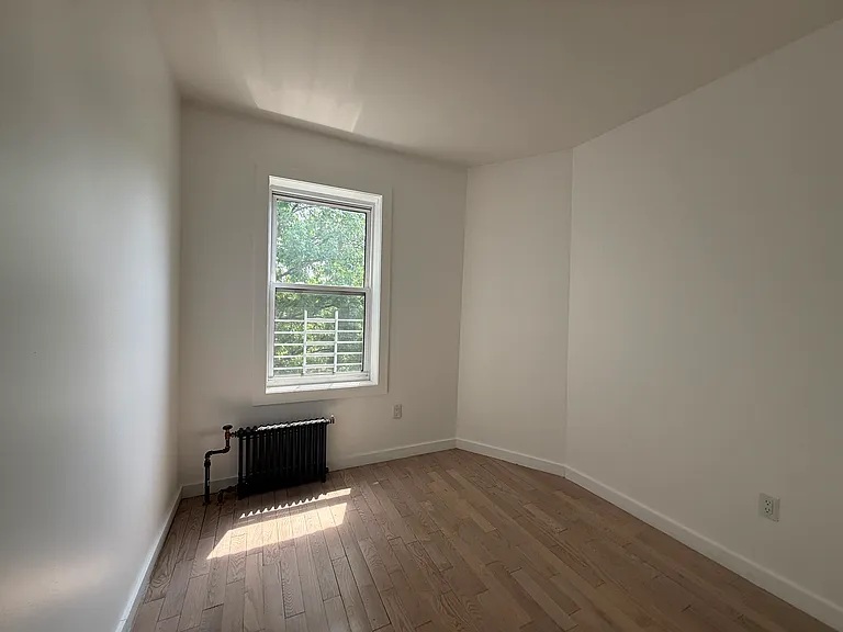 33 Kensington Ave #54E — Photo 6