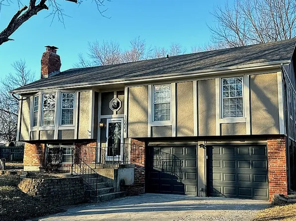 16004 W 154th St, Olathe, KS 66062